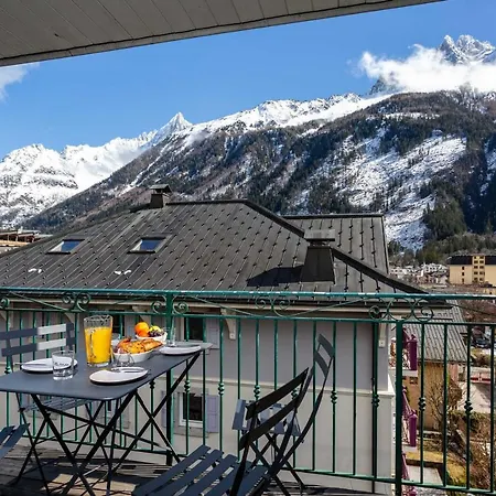 Le Panoramic Mont Blanc - Year Апартаменты *