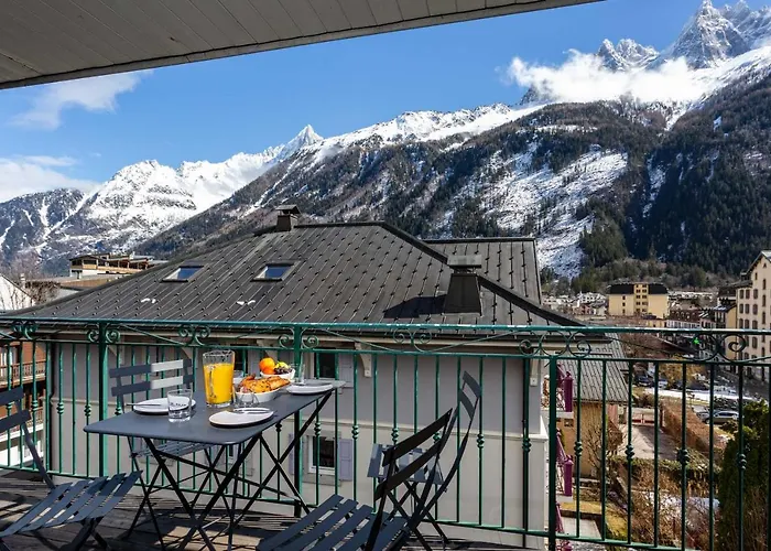 Le Panoramic Mont Blanc - Year Апартаменты *