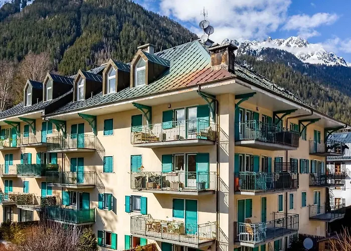 Le Panoramic Mont Blanc - Year Апартаменты Шамони