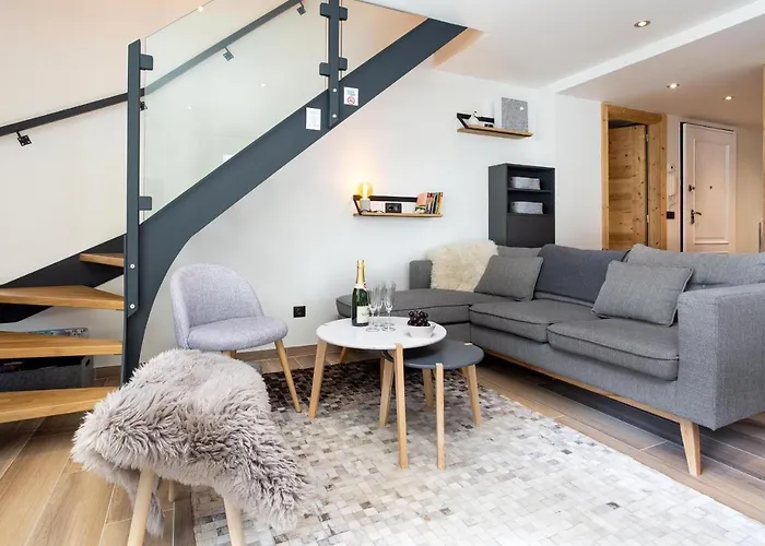 Le Panoramic Mont Blanc - Year *